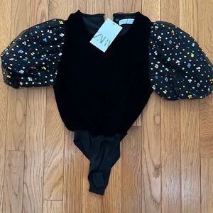Zara puff sleeve spark velour bodysuit